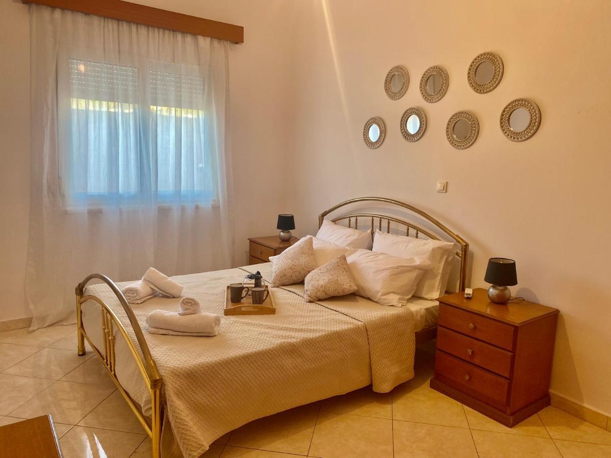 Casa Amalia Apartment Paradisi  ภายนอก รูปภาพ
